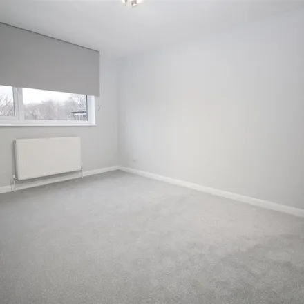 Rent this 3 bed apartment on Lingfield Drive in Pound Hill, RH10 7XQ