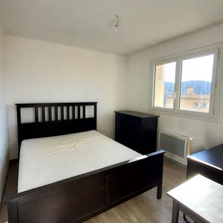 Rent this 4 bed apartment on 29 Avenue Saint-Joseph in 13290 Aix-en-Provence, France