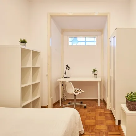Image 2 - Avenida Almirante Reis - Room for rent