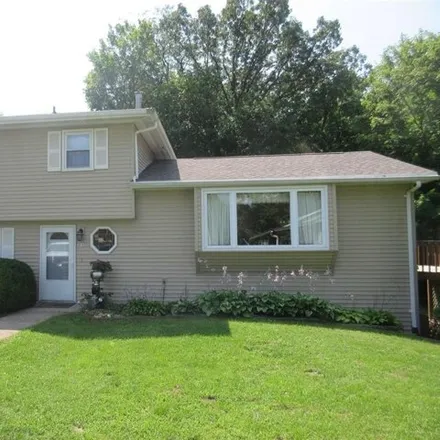 Buy this 3 bed house on 300 Plaza Drive in Hamilton, Hancock County