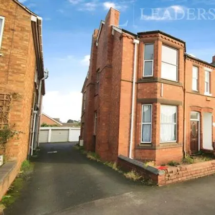 Rent this 2 bed room on 18 Priory Road in Kenilworth, CV8 1LN