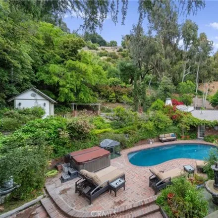 Image 3 - 1326 Benedict Canyon Drive, Beverly Hills, CA 90210, USA - House for sale
