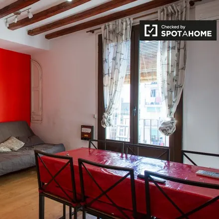 Rent this 2 bed apartment on Carrer de l'Hospital in 56, 08001 Barcelona