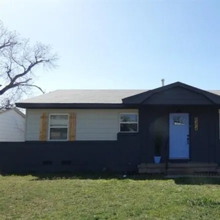 Buy this 3 bed house on 2326 Northwest 38th Place in Lawton, OK 73505