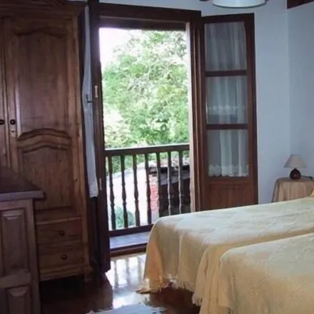 Rent this 3 bed townhouse on San Vicente de la Barquera in Cantabria, Spain