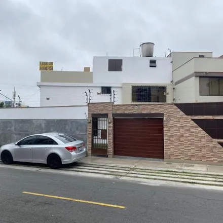Image 2 - Avenida Coronel Juan Valer Sandoval, Pueblo Libre, Lima Metropolitan Area 15084, Peru - House for rent