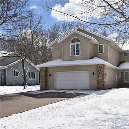 Buy this 4 bed house on 134 Greenbriar Lane in Buffalo, MN 55313