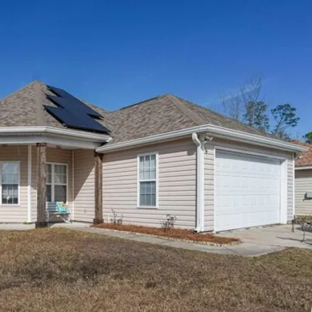 Buy this 3 bed house on 3633 Keldave Court in Springfield, Bay County