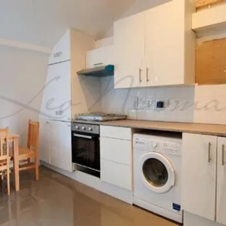 Rent this 1 bed apartment on 124 Kennington Park Road in London, SE11 4JJ