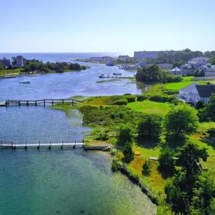 Image 3 - 14 Trinity Cove Rd, West Harwich, Massachusetts, 02671 - House for sale