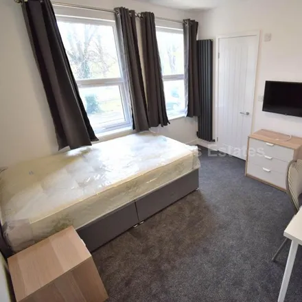 Rent this 1 bed room on 29 St Bartholomew's Road in Reading, RG1 3QA