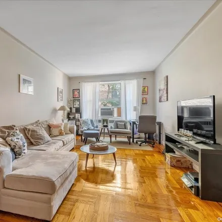 Image 2 - 110-07 73rd Road, New York, NY 11375, USA - Condo for sale