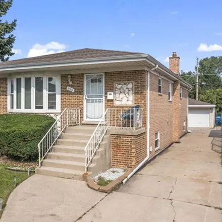 Buy this 3 bed house on 1122 153rd Street in Calumet City, IL 60409