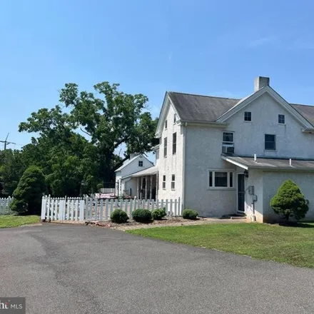 Image 1 - 3220 Fisher Rd, Lansdale, Pennsylvania, 19446 - House for sale