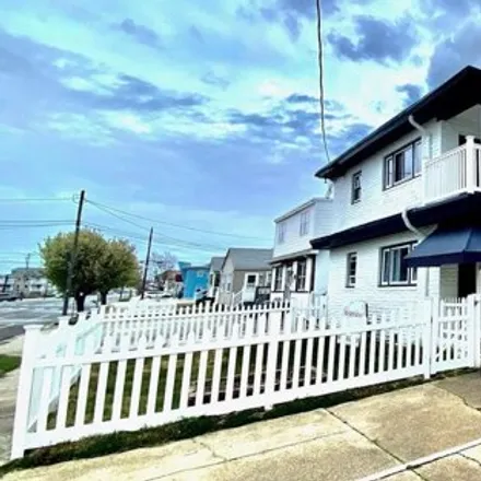 Buy this 2 bed condo on 415 East 15th Avenue in North Wildwood, Cape May County