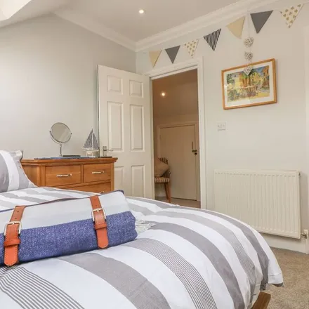 Rent this 3 bed duplex on Torbay in TQ3 2NS, United Kingdom