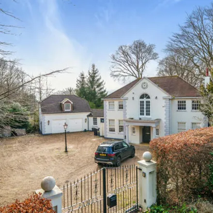 Buy this 5 bed house on Roundhill Drive in Old Woking, GU22 8HW