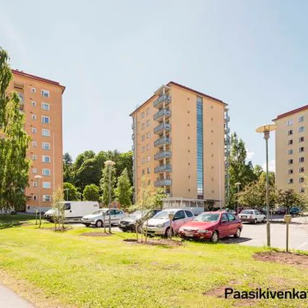 Rent this 3 bed apartment on Kartanonkatu in 15110 Lahti, Finland