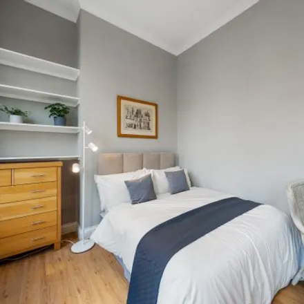 Image 3 - 321 Fulham Road, London, SW10 9QL, United Kingdom - Apartment for rent