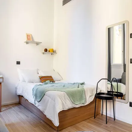 Rent this 2 bed room on Via Carlo Pedrotti in 16, 10152 Turin Torino