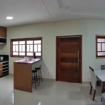 Buy this 3 bed house on Avenida José Cândido Porto in Vila Branca, Jacareí - SP