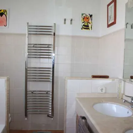 Rent this 4 bed apartment on José Iturbi in 46183 Riba-roja de Túria, Spain
