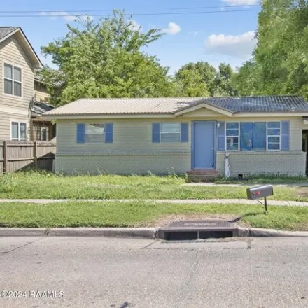 Buy this studio house on 3503 W Congress St in Lafayette, Louisiana