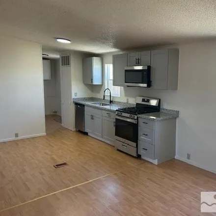 Image 4 - 900 Green Valley Drive, Fernley, NV 89408, USA - Apartment for sale