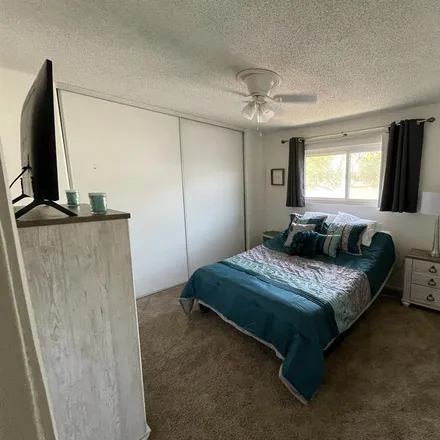 Image 1 - 2613 Andover Avenue, Fullerton, CA 92831, USA - Room for rent
