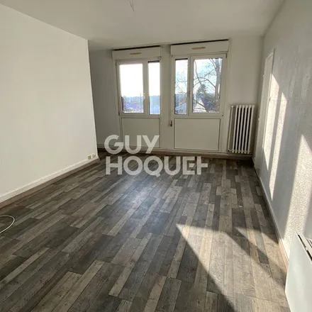 Image 5 - Rue de Creutzwald, 57150 Creutzwald, France - Apartment for rent