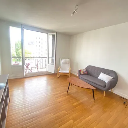 Image 9 - Rue Barral de Montferrat, 38100 Grenoble, France - Apartment for rent