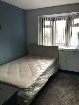 Rent this 1 bed room on 2 Howard Road in West Bromwich, B43 5DS