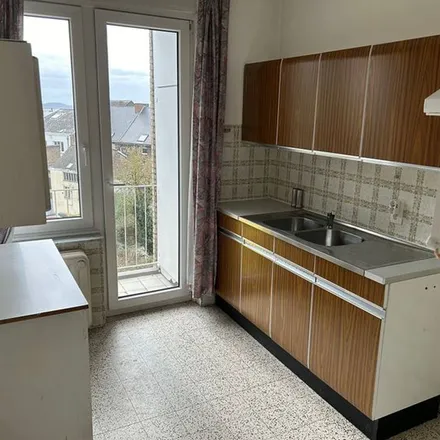 Image 8 - Rue de Namur 3, 6041 Charleroi, Belgium - Apartment for rent