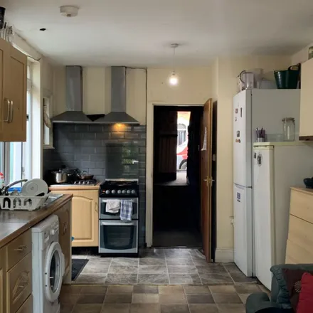 Rent this 1 bed apartment on Lechmere Road in Willesden Green, London