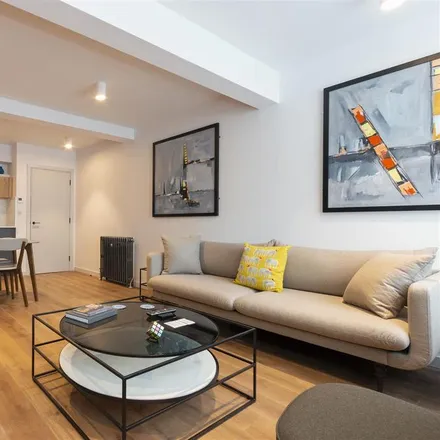 Rent this 2 bed townhouse on Redchurch Townhouse in 25 Whitby Street, Spitalfields