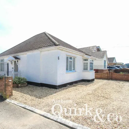 Buy this 2 bed house on Keegan Place in Canvey Island, SS8 8AQ