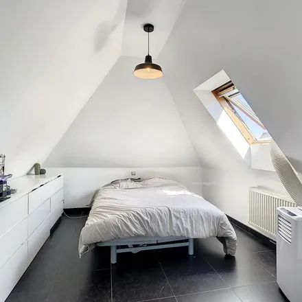 Rent this 1 bed apartment on Van Hecke in Hundelgemsesteenweg 143, 9820 Merelbeke