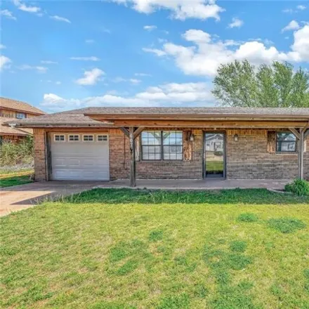 Buy this 3 bed house on 607 Lacy Terrace in Arapaho, Custer County