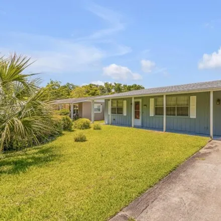 Buy this 2 bed house on 615 Richard Street in New Smyrna Beach, FL 32168