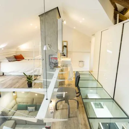 Rent this 1 bed apartment on Madrid in BiciMAD, Plaza de los Guardias de Corps