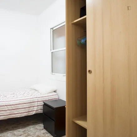 Rent this 4 bed room on Carrer de Juan de Garay in 52, 08027 Barcelona