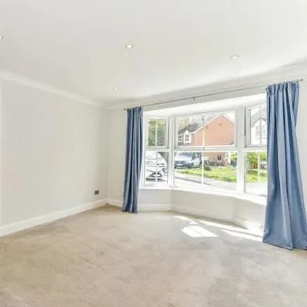 Image 3 - Itchen Close, Petersfield, GU31 4NH, United Kingdom - House for sale