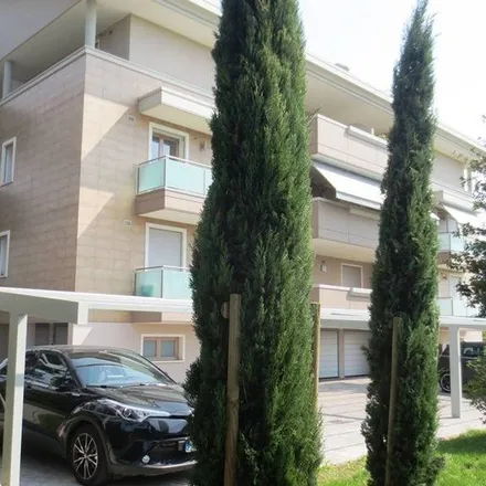 Rent this 3 bed apartment on Via Guizza in 35125 Padua Province of Padua, Italy