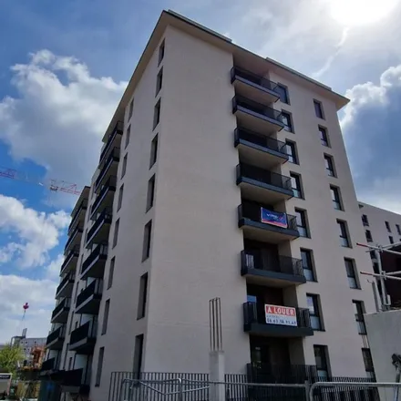 Rent this 3 bed apartment on 42 Rue du Clos-Four in 63100 Clermont-Ferrand, France