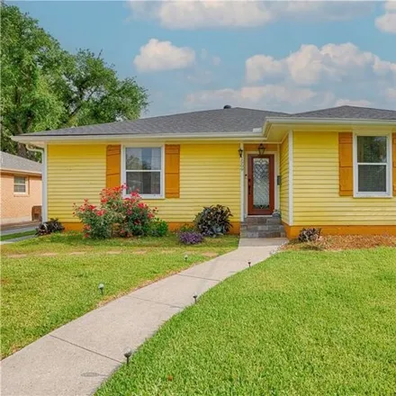 Buy this 3 bed house on 1509 Seville Drive in New Orleans, LA 70122