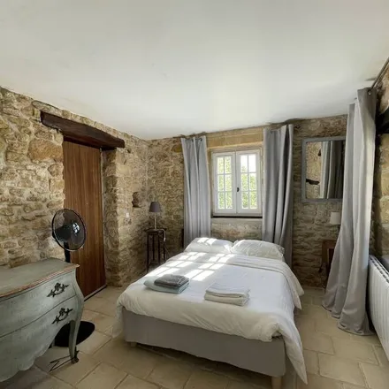 Rent this 6 bed house on 24290 Auriac-du-Périgord