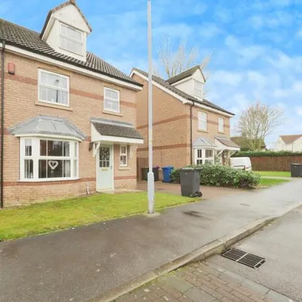 Buy this 4 bed house on Kestrel Avenue in Gainsborough CP, DN21 1GL