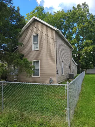Buy this 3 bed house on 201 Neil Avenue in Marion, OH 43302