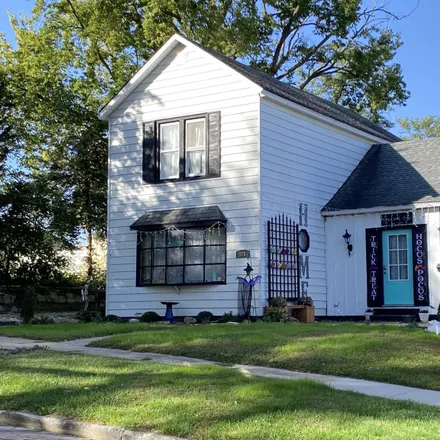Buy this 3 bed house on 326 South Orange Street in Havana, IL 62644
