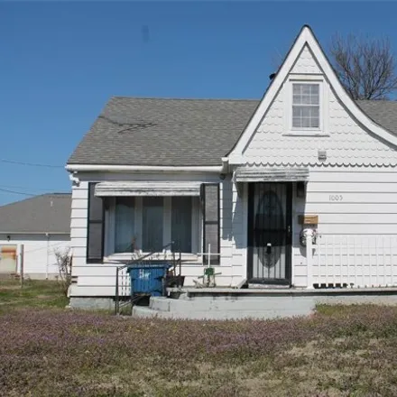 Buy this 4 bed house on 1035 East Delaware Avenue in McAlester, OK 74501